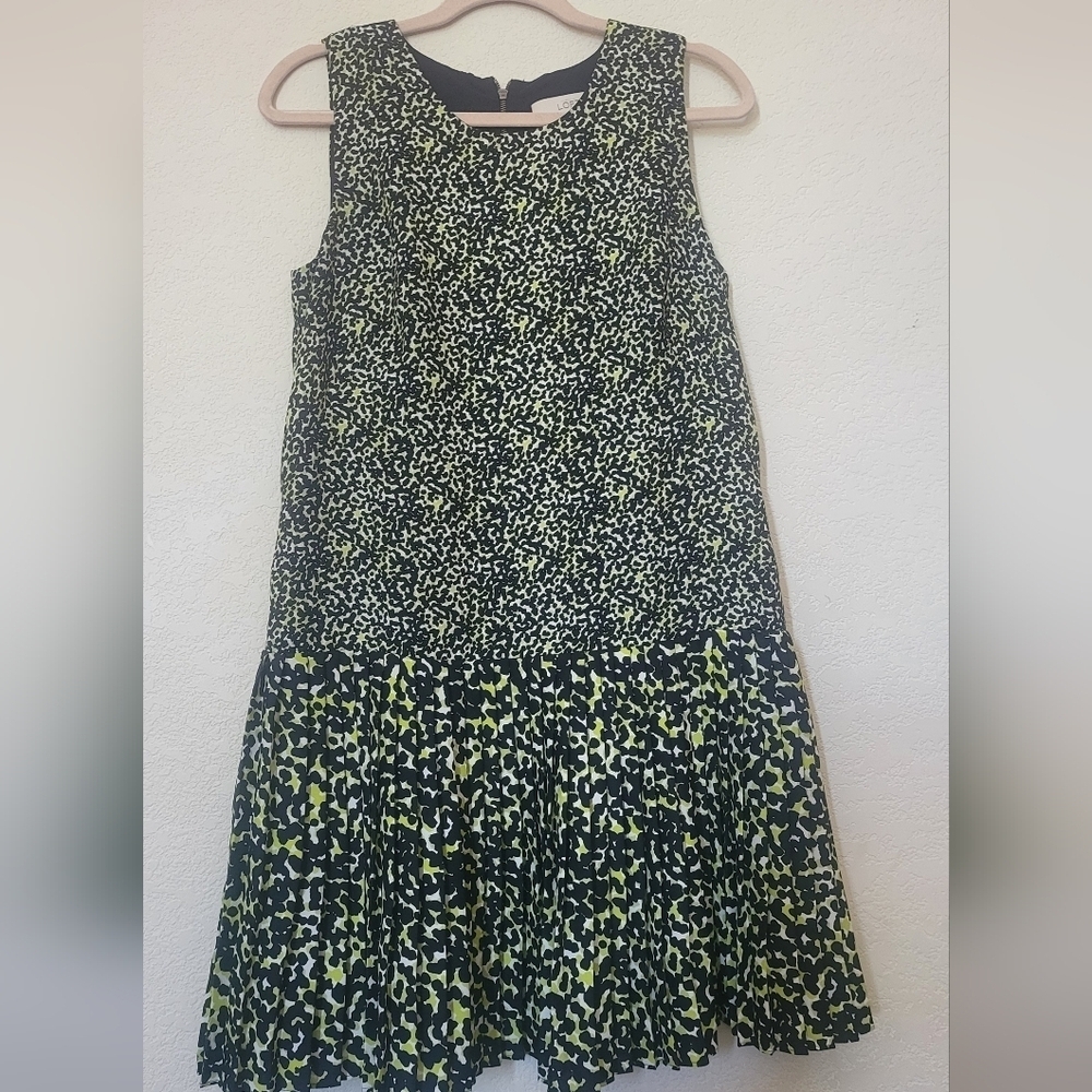 Loft Black and Green Patterned Sleeveless Dress. Size 8 - Picture 2 of 9